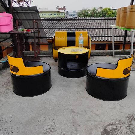 Adchara Mansion Hotel Chiang Rai Bagian luar foto